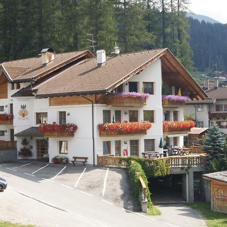 Ferienwohnungen Am Laerchenweg Sexten Exterior photo